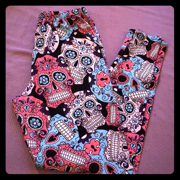Always Pants - LK NEW!💀 BUTTER SOFT SUGAR SKULL LEGGINGS 1X - 2X